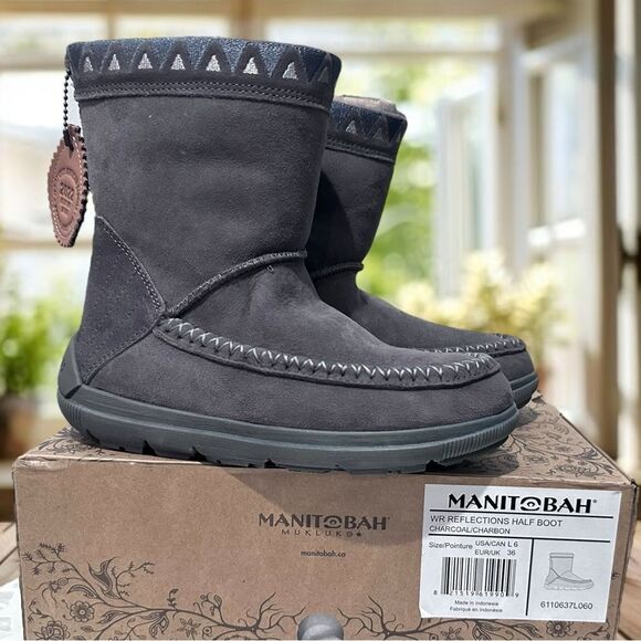 Manitobah Mukluks WR Reflections Half Ankle Boot Size 6 EU 36 - Picture 3 of 12